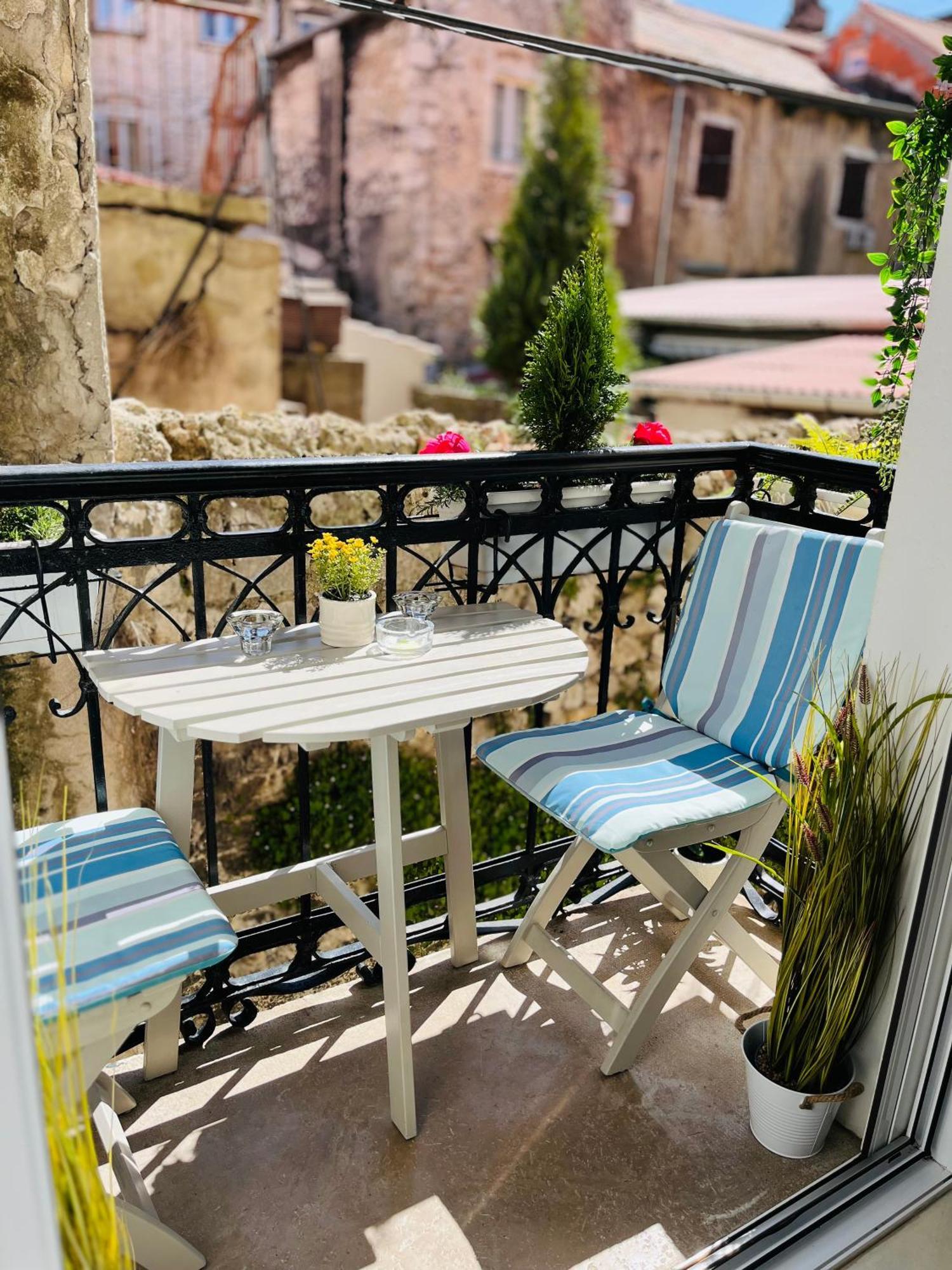 Marcel Zadar Old Town Apartment Bagian luar foto